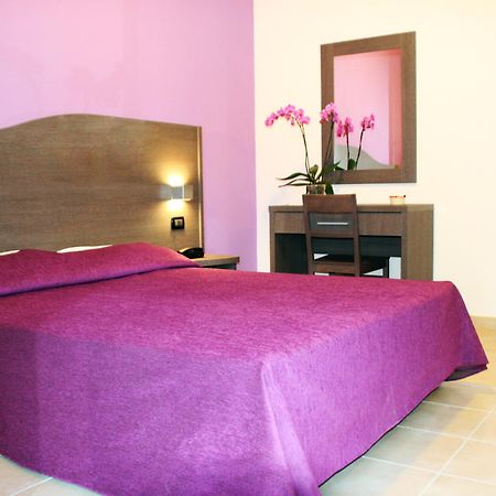 Hotel Leondoro Castel Frentano Buitenkant foto