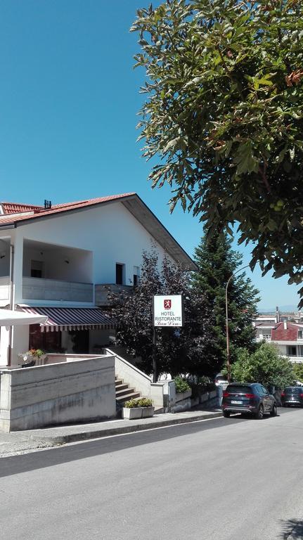 Hotel Leondoro Castel Frentano Buitenkant foto