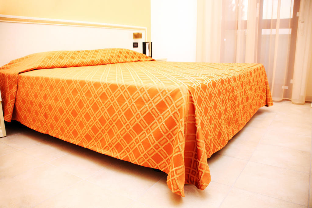 Hotel Leondoro Castel Frentano Kamer foto
